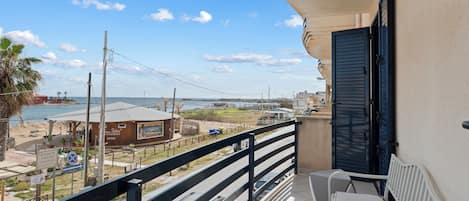 Standard Apartment, Balcony, Sea View | Property grounds
