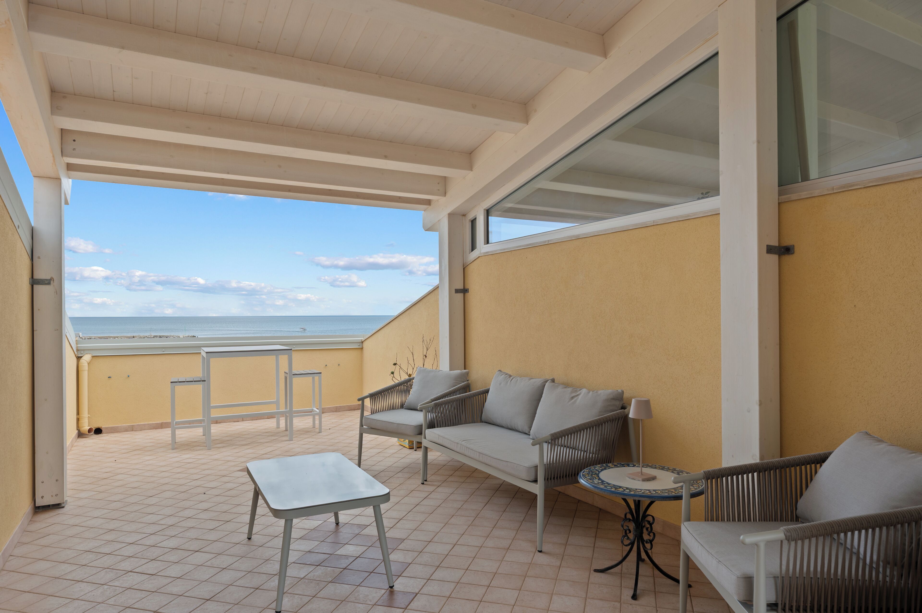 Căn hộ Deluxe, không hút thuốc, quang cảnh biển | Khuôn viên nơi lưu trú