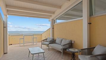 Căn hộ Deluxe, không hút thuốc, quang cảnh biển | Khuôn viên nơi lưu trú