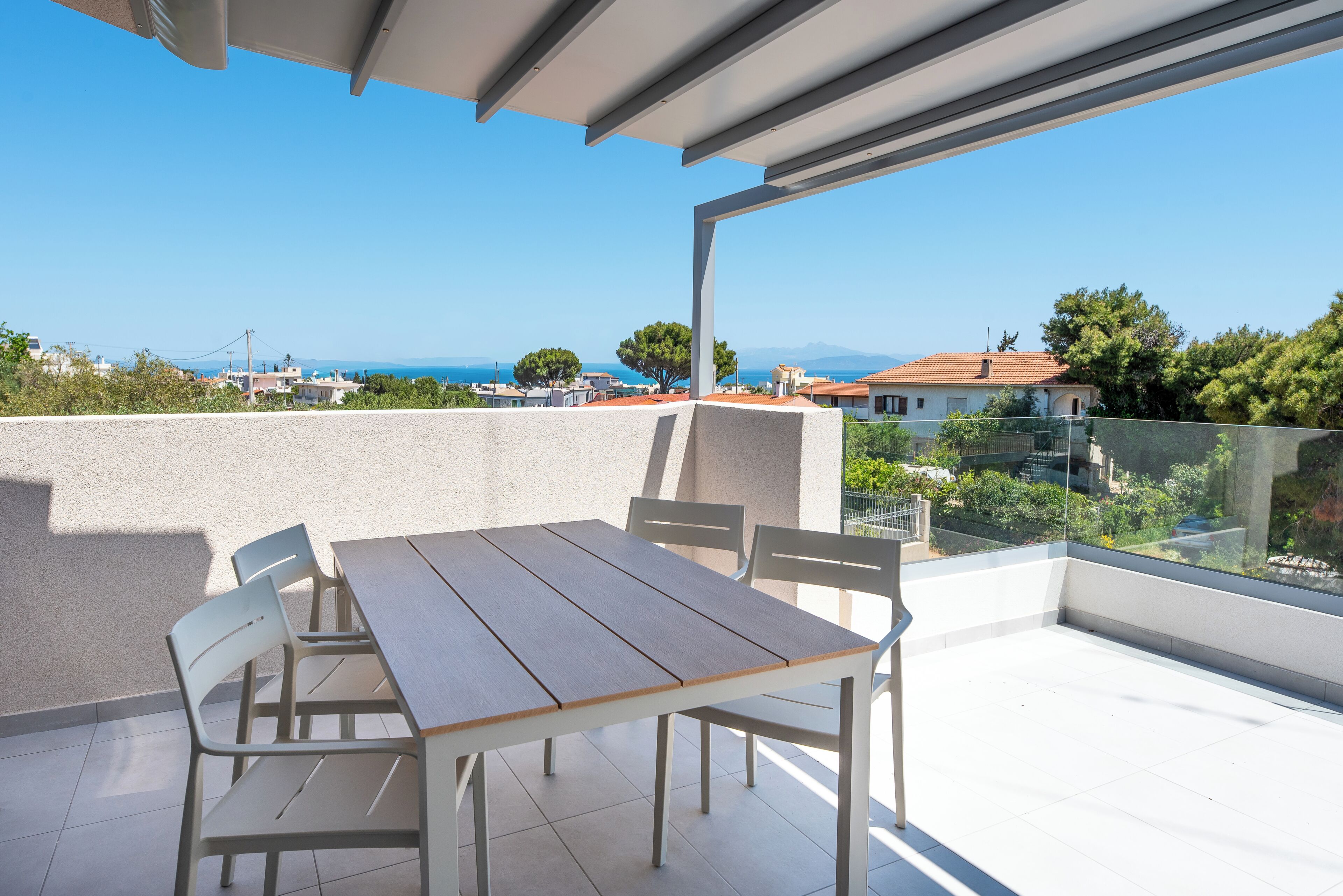 Duplex luxueux, vue partielle sur la mer | Balcon