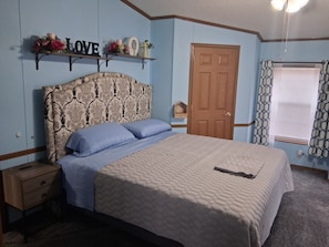 3 habitaciones, wifi gratis y ropa de cama
