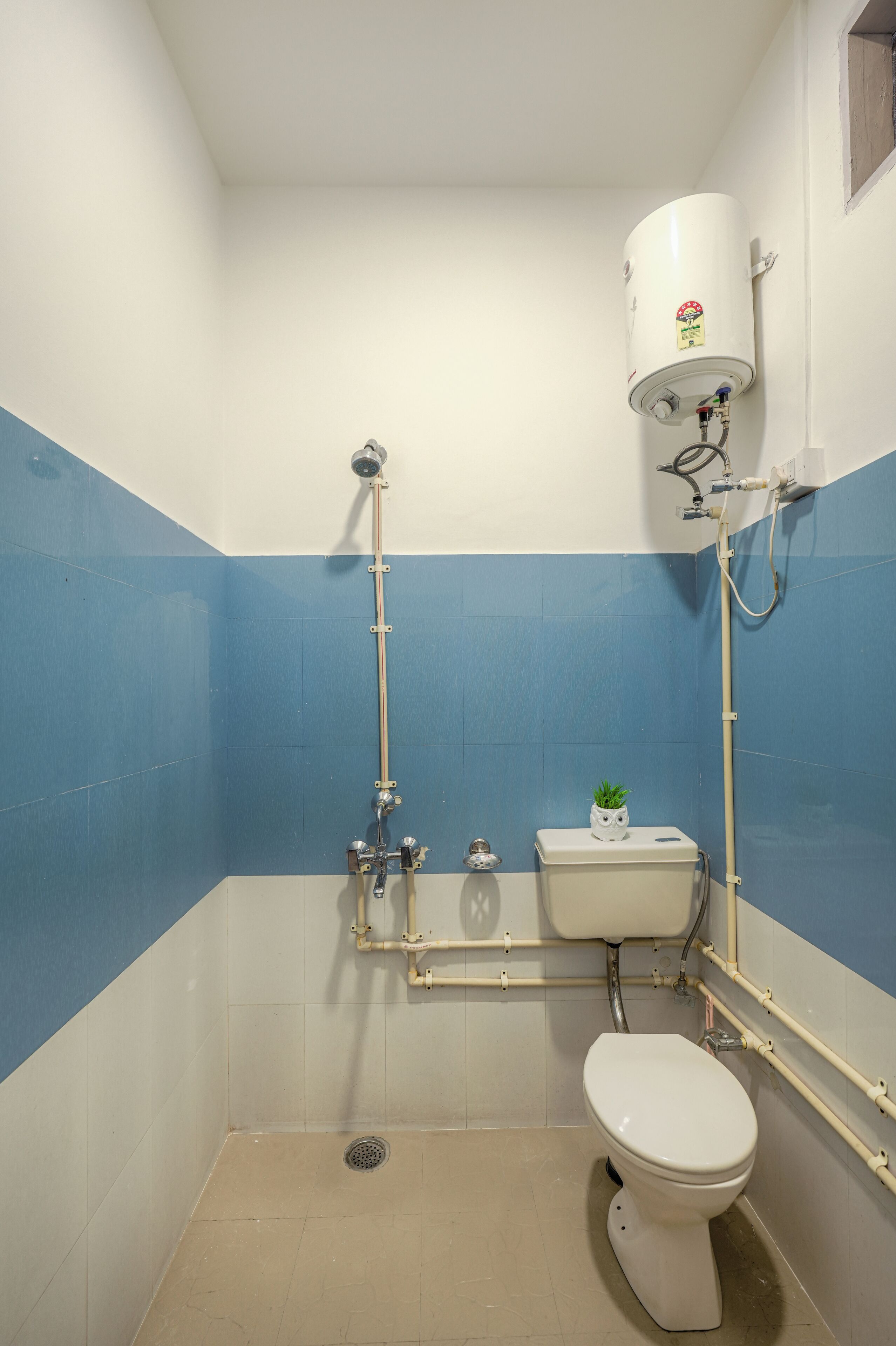 Basic Double Room, City View | Bathroom