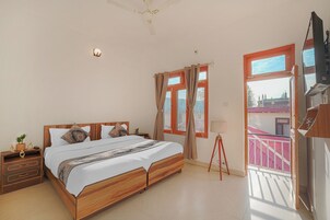 Habitación básica doble, vistas a la ciudad