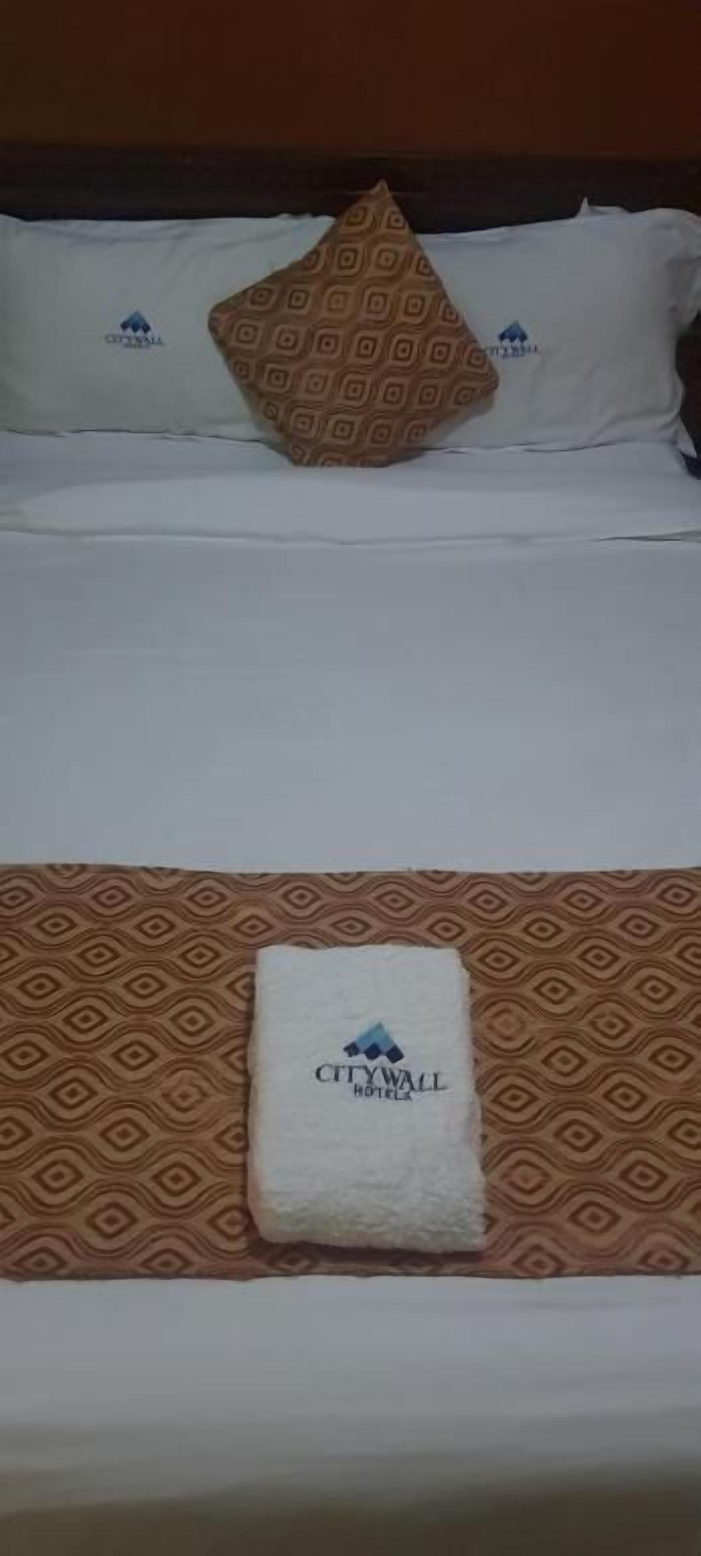 Standard-Doppelzimmer, Balkon, Stadtblick