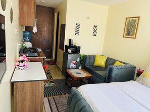 1 bedroom, iron/ironing board, WiFi, bed sheets - Airbnb studio apartments in ruaka Nairobi (Ruaka)