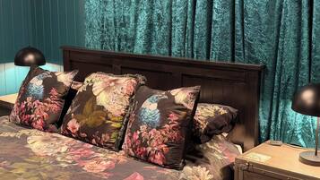 Apartment, 1 Bedroom, Smoking, Balcony