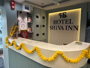 Lobby - hotel shiva inn bopal (Ahmedabad)