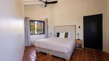 Luxury Villa, Harbour View