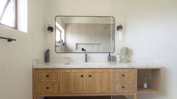 Luxury Villa, Harbor View | Bathroom