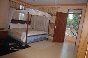 Deluxe Double Room - Ristash Green Resort Mtwapa (Mtwapa)