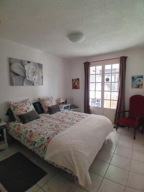 1 bedroom, iron/ironing board, WiFi, bed sheets - Bandol residence, apartementT2 of 54 m2 with a terrace of 22m2, classified 3 stars (Bandol)