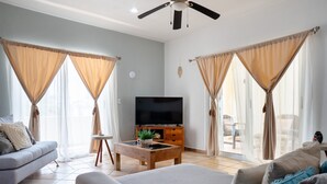 Living area - Downtown Playa Oasis | 3BR Condo Steps to Beach & Dining (Playa Del Carmen)