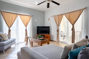 Living area - Downtown Playa Oasis | 3BR Condo Steps to Beach & Dining (Playa Del Carmen)