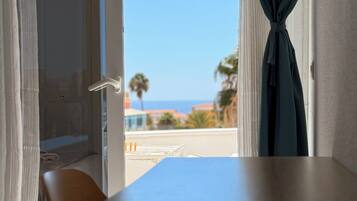 Blackout curtains, iron/ironing board, free WiFi