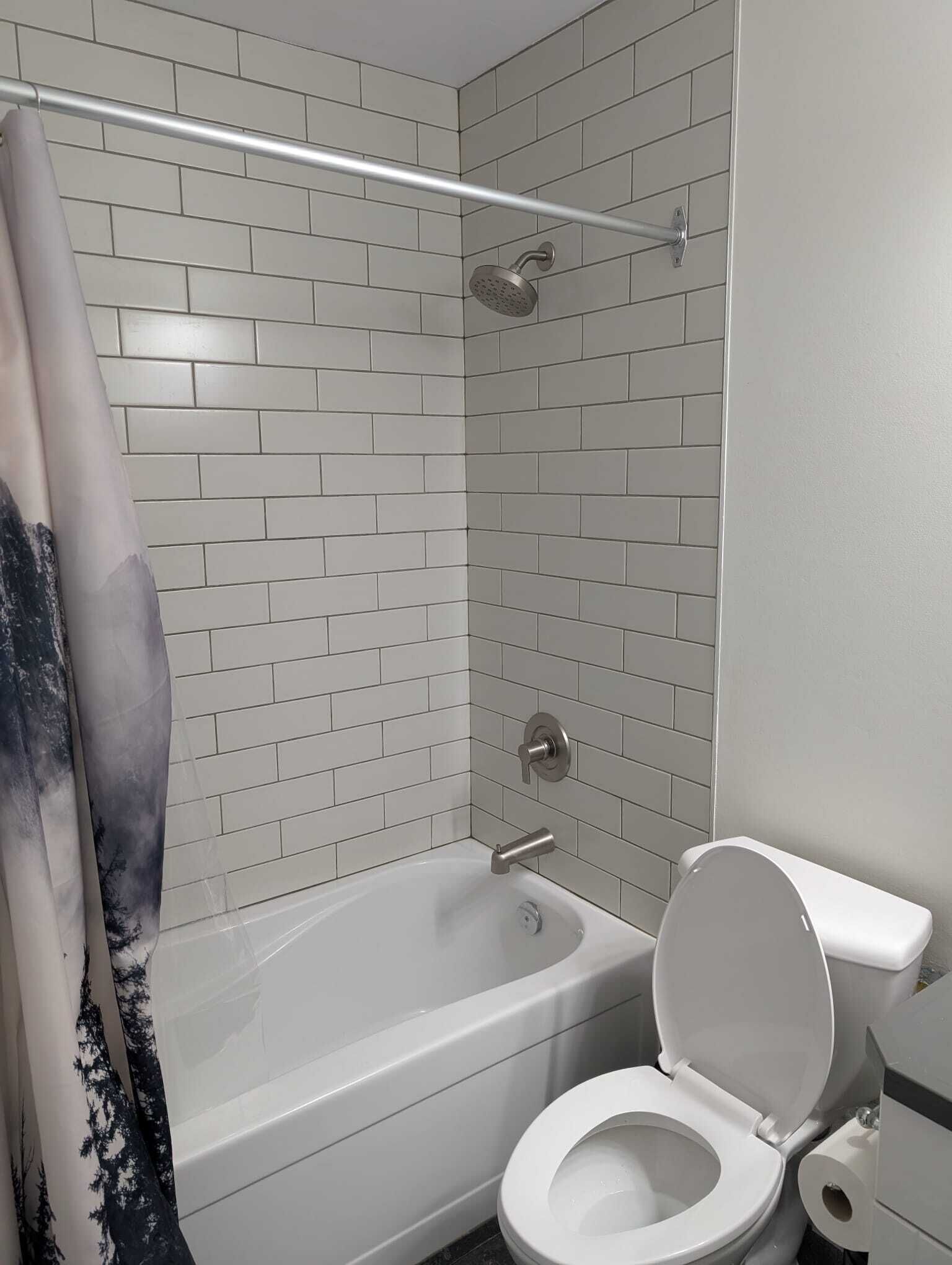 Towels, soap, shampoo, toilet paper