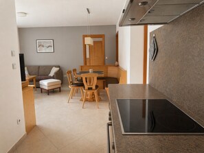Apartment | Private kitchen - Apartment With Terrace in Hollersbach (Hollersbach im Pinzgau)