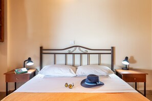 1 bedroom, free WiFi, bed sheets - Villa Maria Studio 6 (Ligres)