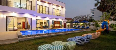 Villa Deluxe, 5 habitaciones, balcón, vistas a la piscina | Piscina