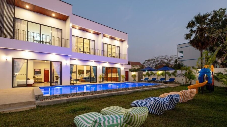 Blanc Smith Private Villa