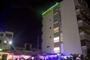 บริเวณภายนอก