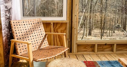 Glamping-Style Cabin at Kerr Lake — "The Lodge"
