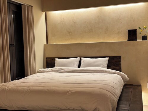 Stay Musso - Traditional Hanok with Private Jacuzzi