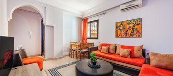 Spacious 49m² Studio for 4 Guests – Comfortable & Quiet