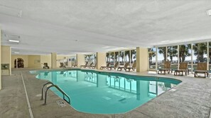 Piscine couverte, piscine extérieure