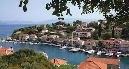 Stomorska Seaside Apartments