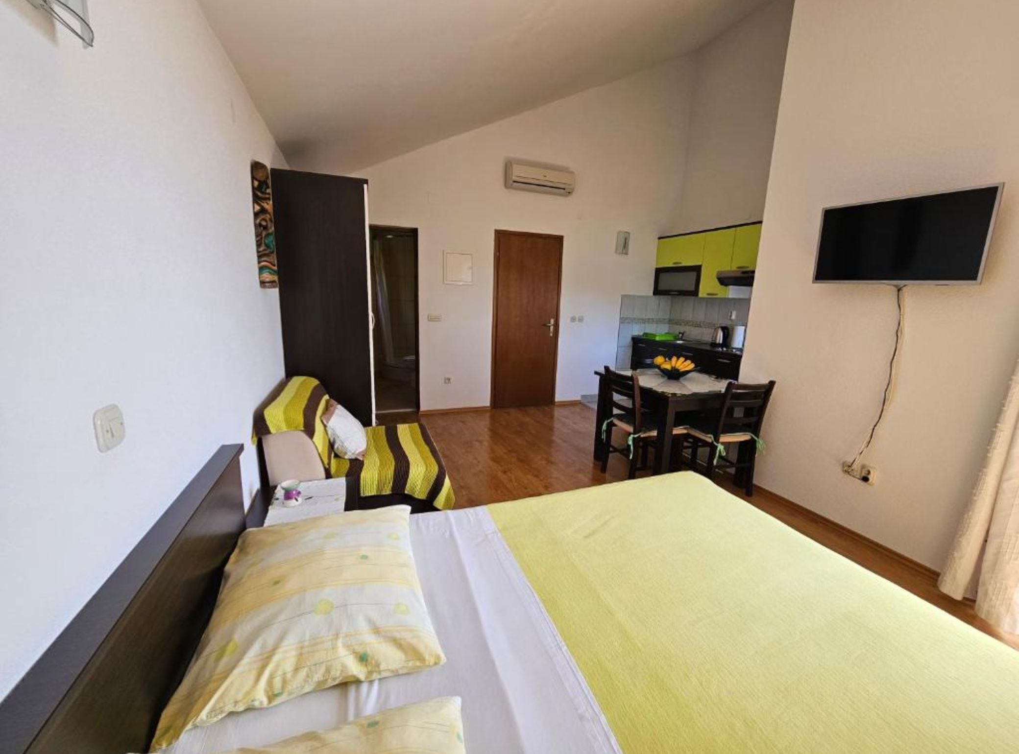 Studio (Studio Apartment with Balcony and Sea) | 6 bedrooms
