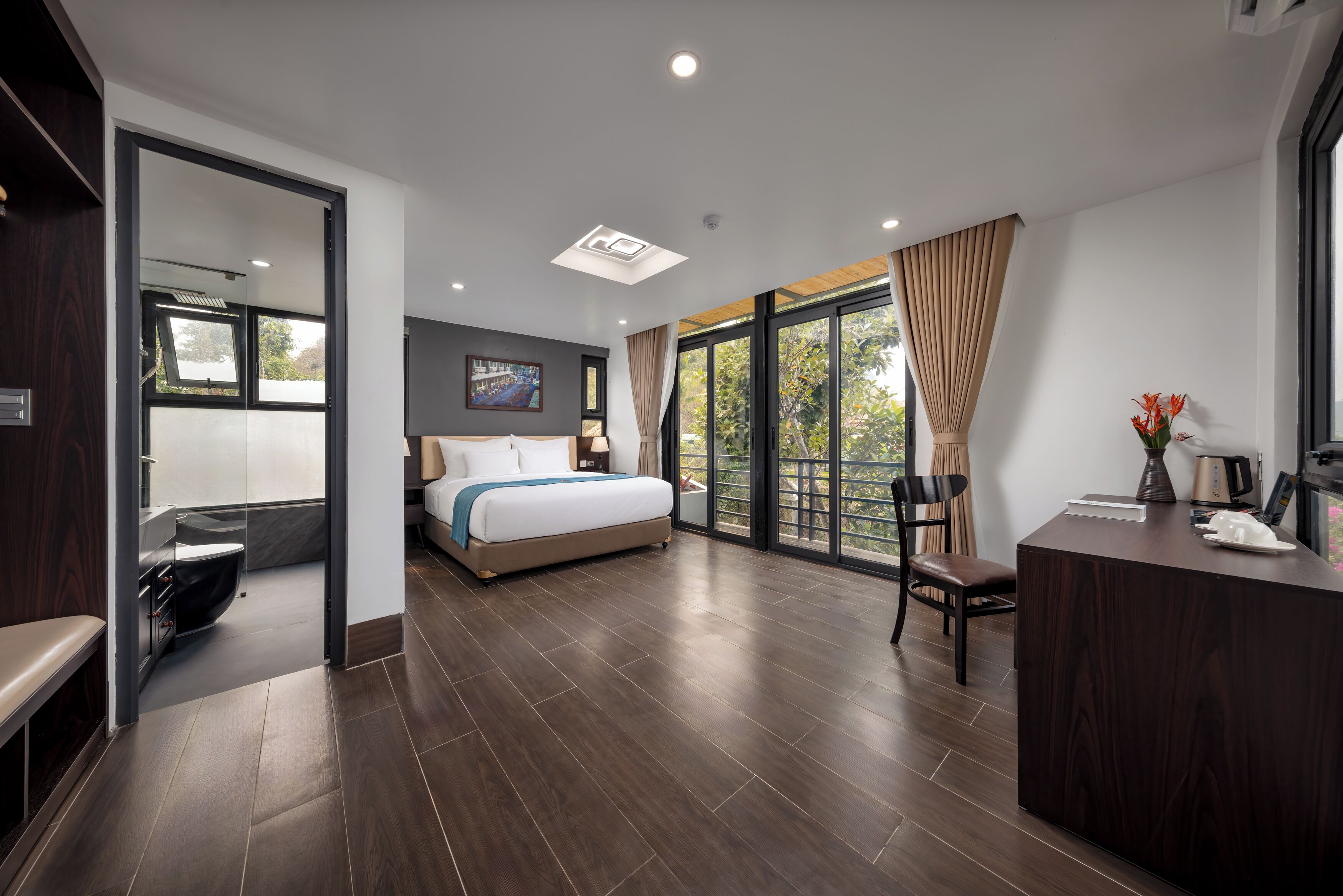 Deluxe Suite, 2 Bedrooms, Private Bathroom, Resort View | Egyptian cotton sheets, premium bedding, down comforters