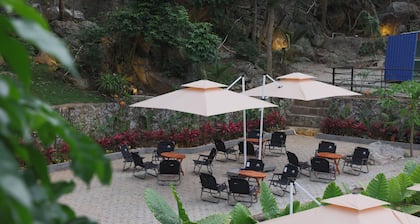 Cat Ba Sena Valley Retreat