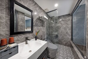 Bathroom - Cat Ba Sena Valley Retreat (Cat Hai)