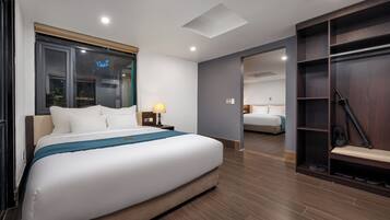 Deluxe Villa, 4 Bedrooms, Private Bathroom, Resort View | Egyptian cotton sheets, premium bedding, down comforters