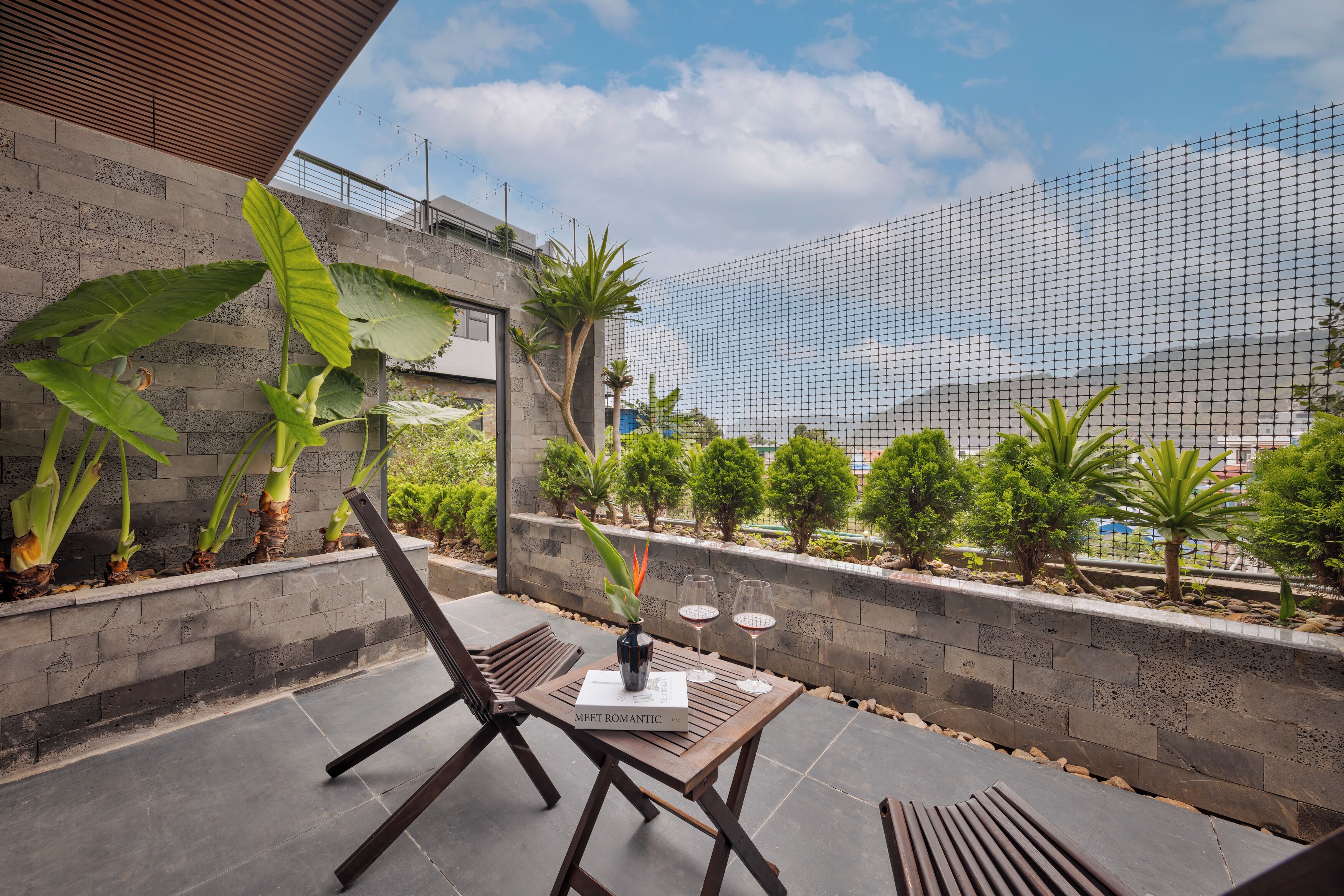 Superior Room, 1 King Bed, Balcony, Garden Area | Terrace/patio