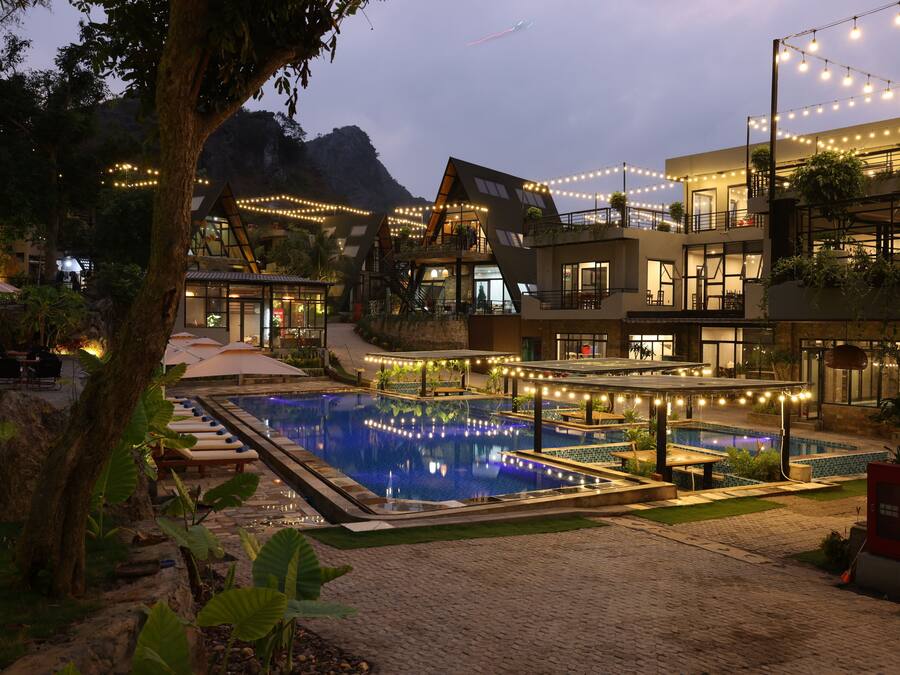 Front of property - evening/night