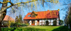Exterior - Comfortable Holiday Villa With Terrace and Garden (Krokowa)