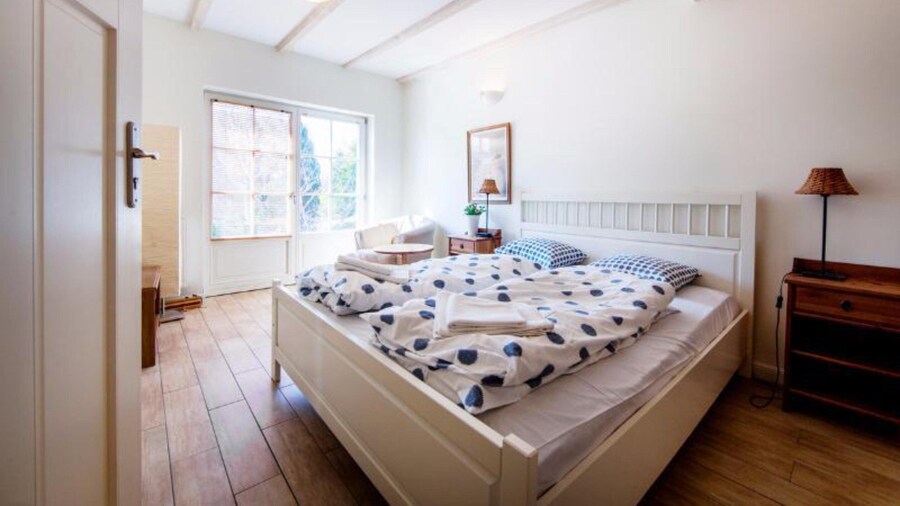 Comfortable Holiday Villa With Terrace and Garden