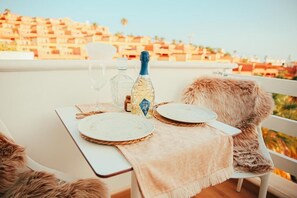 Outdoor dining - 401c (costa adeje)