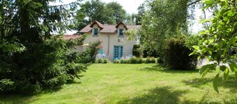 Quiet country house near Limoges - ideal for 6/7 people