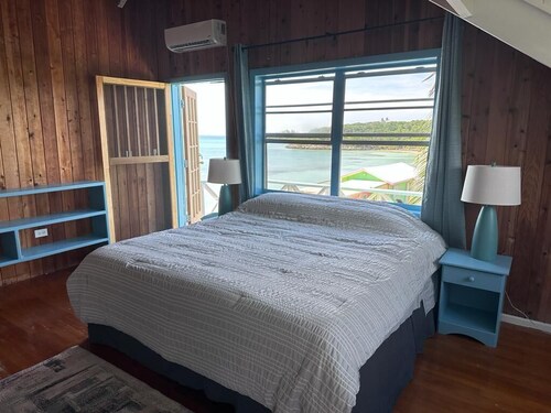 Cottage style living directly on the Ocean