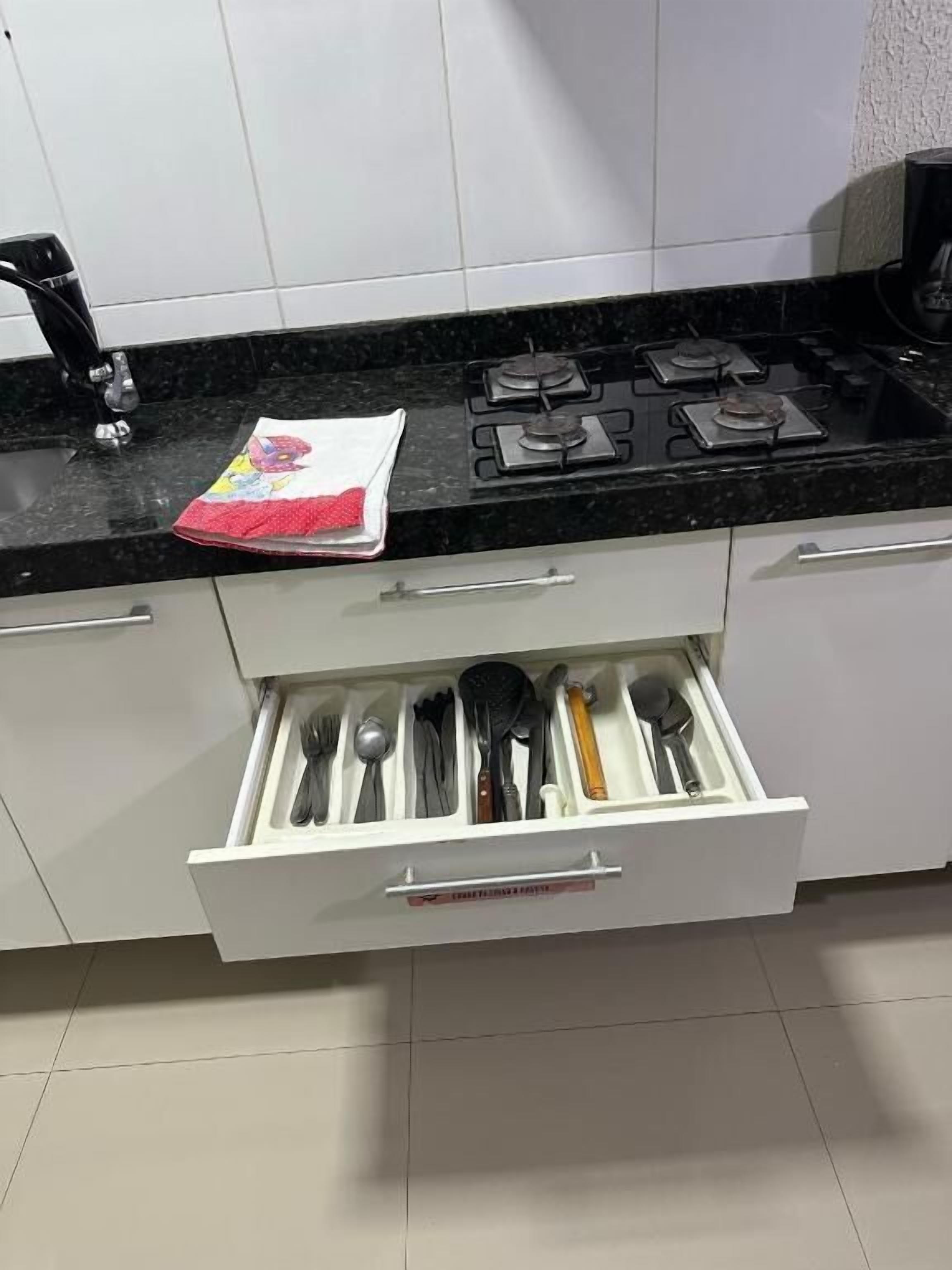 Leilighet – superior, balkong, byutsikt | Eget kjøkken