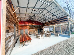 Outdoor dining - Nature Immersed Glamping Tent at Kerr Lake — "The Haven" (Henderson)