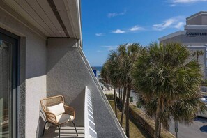 Property grounds - Vitamin Sea Condo (Jacksonville Beach)