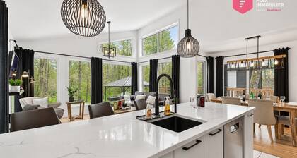 Private Spa - Nature Chalet & Resort near Quebec City
