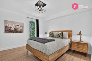 2 chambres, fer et planche à repasser, Wi-Fi gratuit, draps fournis