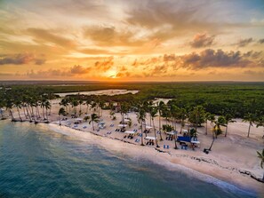 Beach towels - Resort-Style Golf & Ocean view  Cap Cana (Punta Cana)