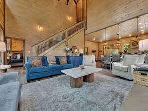 Living area - Smokey Cove Retreat - Private Pool, Sauna, Htub, Game Room (Sevierville)