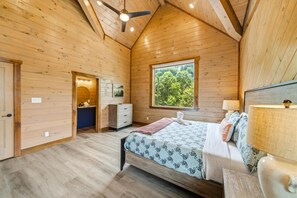 5 bedrooms, free WiFi, bed sheets - Smokey Cove Retreat - Private Pool, Sauna, Htub, Game Room (Sevierville)