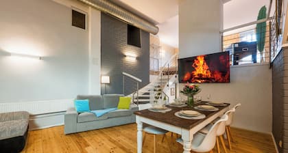 Spacious ground floor loft with 140 mÂČ - ideal for families & groups of up to 6 (7) people